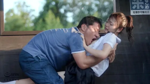 phim sex lào Những em nữ sinh trú mưa ở bến xe buýt cũ gặp phải tên biến thái